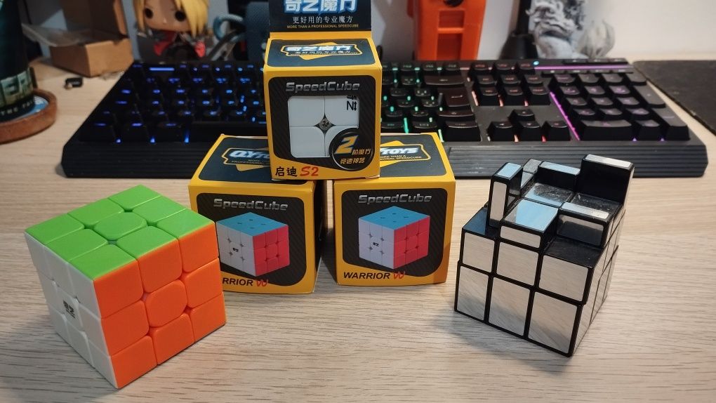 Diversos Cubos Rubik