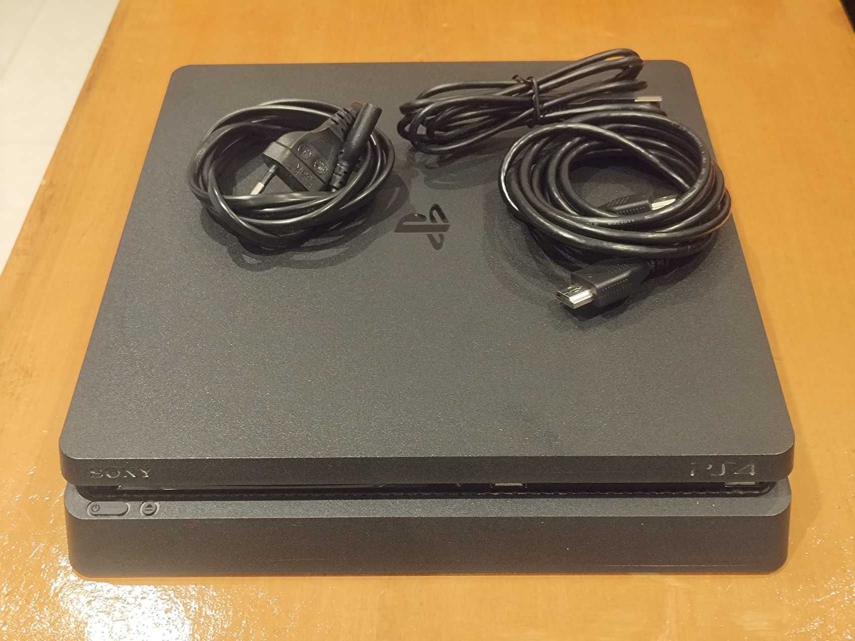 PlayStation 4 com 2 comandos e 6 jogos