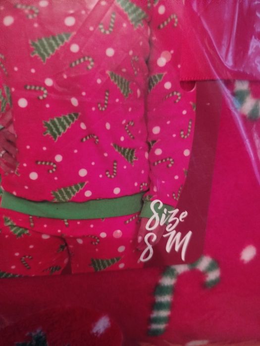 Zestaw dwóch cieplutkich piżam świątecznych dla niej i dla niego S/M