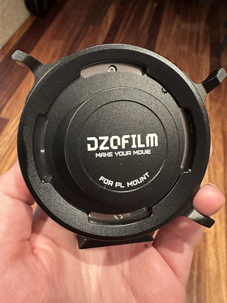 Lente DZOFILM ARLES 35mm T1.4 (Como Nova) (Oferta adaptador L para PL)