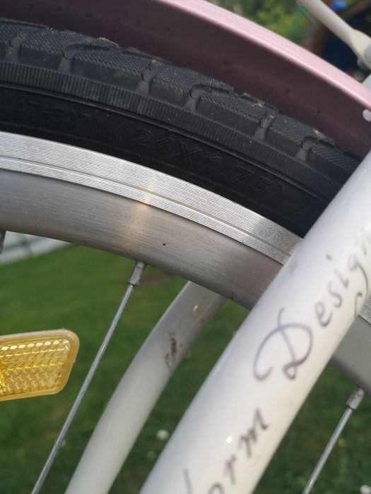 Rower 24 cale dla dziewczynki 8 - 12 lat.