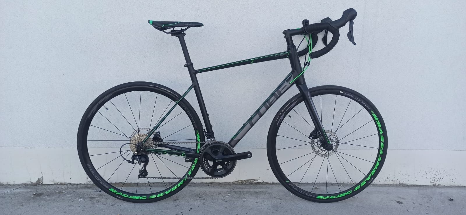 CUBE ATTAIN SL DISC, SHIMANO 105 (hydraulika/sztywne osie), Rozmiar 58