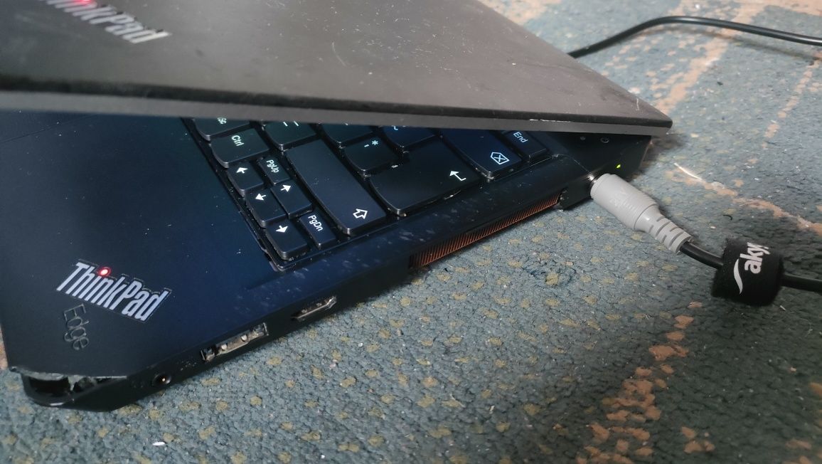 2 laptopy ThinkPad e320 i l420