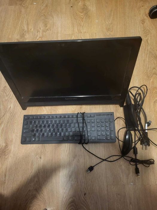 Zestaw Komputerowy Lenovo  2w1