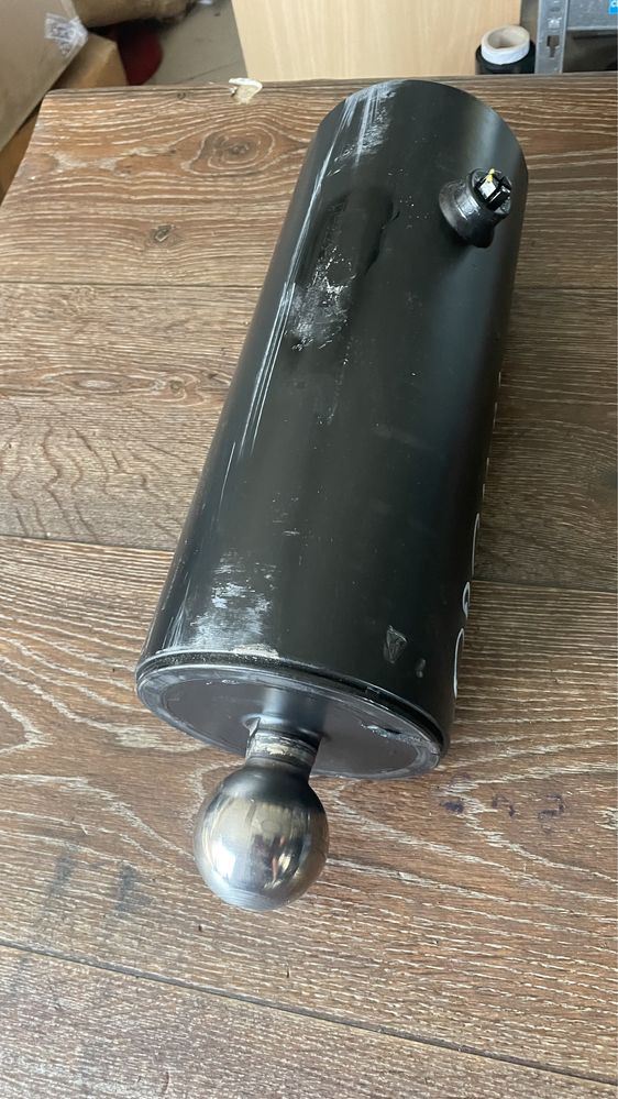 Siłownik wywrotu niemiecki oryginalny hydrauliczny fortschritt hw80 hl