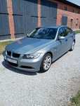 BMW Seria 3 BMW Seria 3 BMW E90 Navi/Klima/Hak 2006r