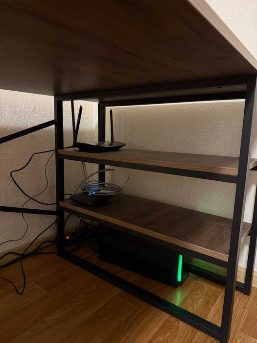 Стіл письмовий комп'ютерний лофт