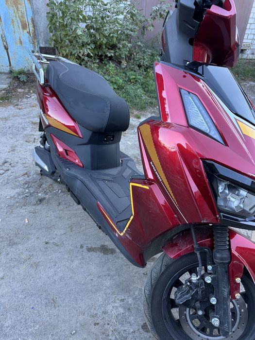 Електро скутер MAXXTER LEON 250