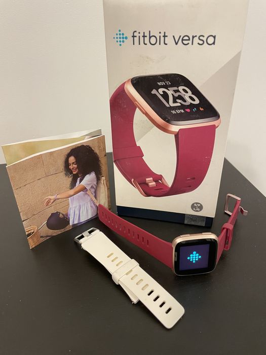 Smartwatch Fitbit Versa Special Edition Red Wine S-L