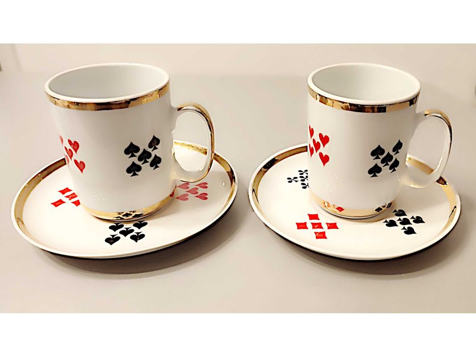 Porcelanowe kubko-filiżanki ze spodkami z serwisu do brydża - Chodzież
