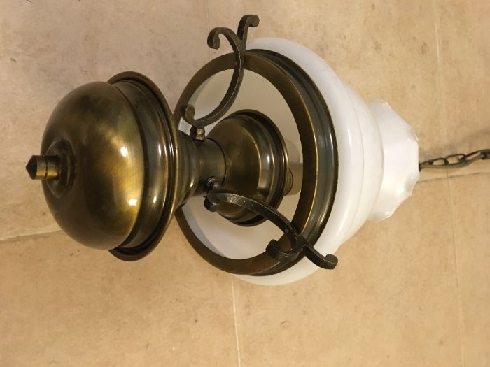 Candeeiro de teto antigo (2 lâmpadas)