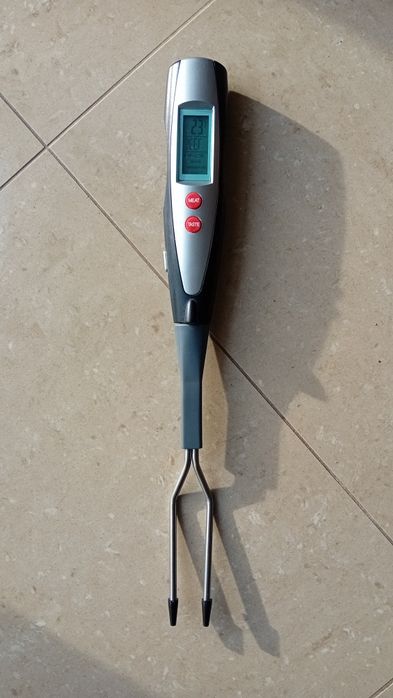 Widelec termometr do pieczenia mięsa BDB led 38cm