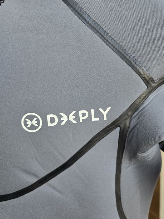 Fato surf / bodyboard  DEEPLY 4/3  a estrear