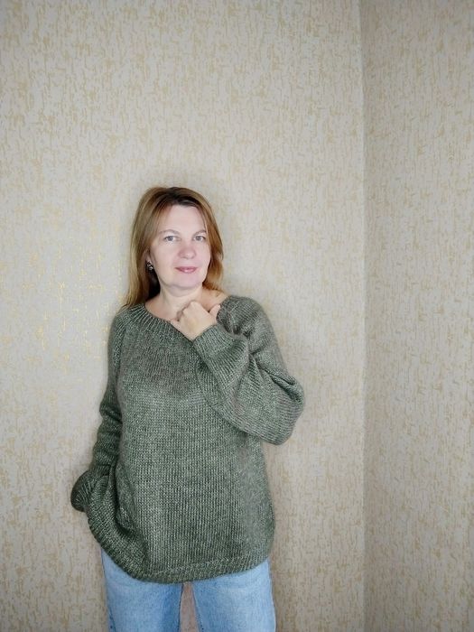 Вязаний жіночий Светр оверсайз