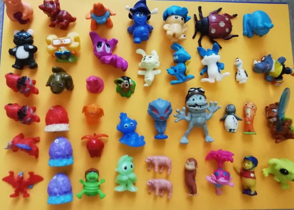 кіндер тваринки фігурки. персонажі.киндер фигурки детальки.зоо