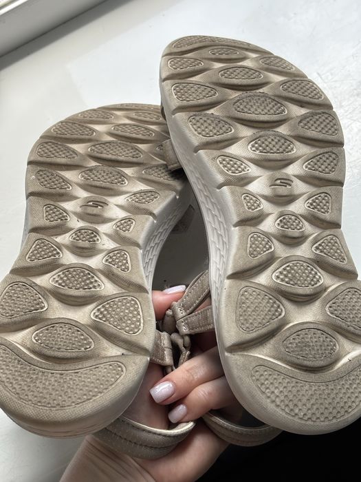 Жіночі сандалі Skechers