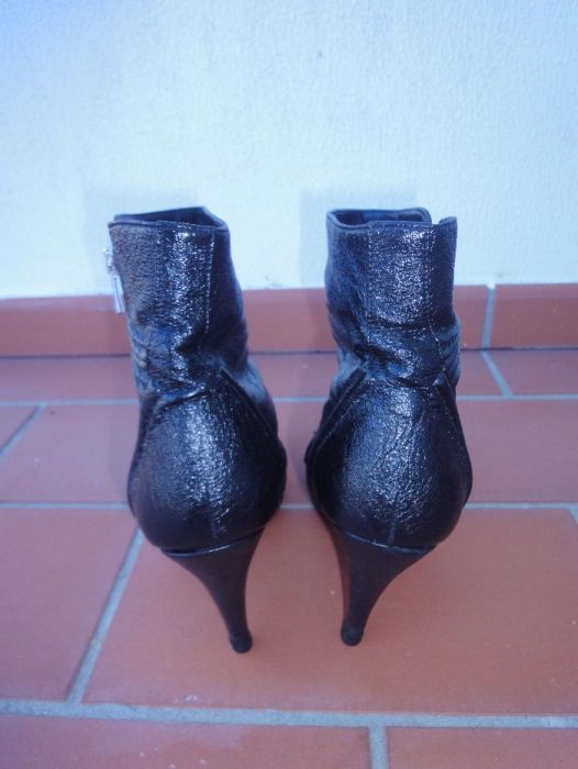 Botas Pretas Helsar