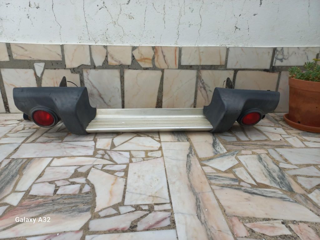 Caixa Mitsubishi L200 Strakar