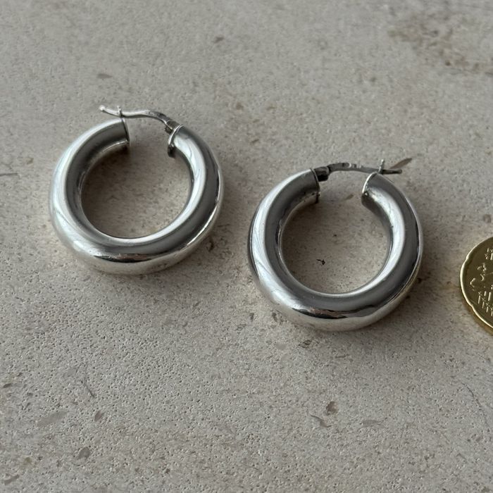 Brincos de argolas em prata portuguesa