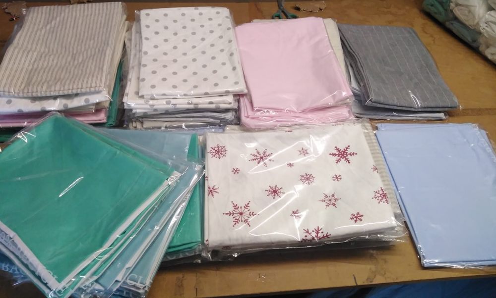 Fronhas E capas ajustáveis pra cama