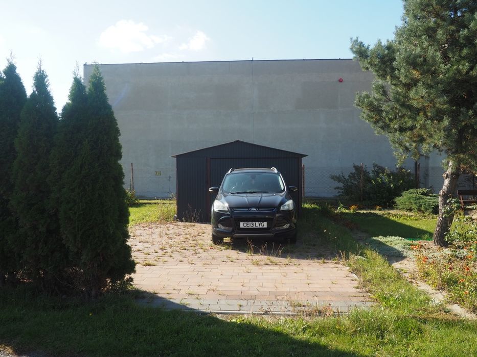 Sprzedam mieszkanie + garaż + siłownia