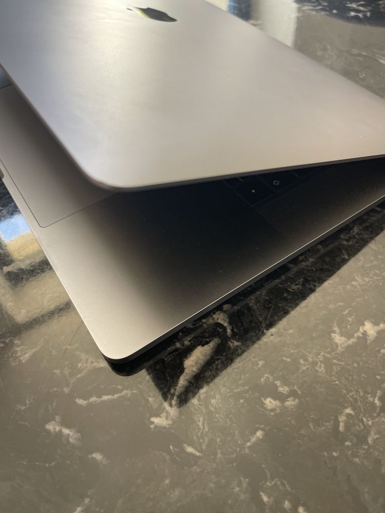 Macbook pro 16” 2017
