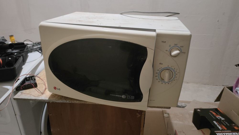 Мікроволновка LG бв Ms-193T