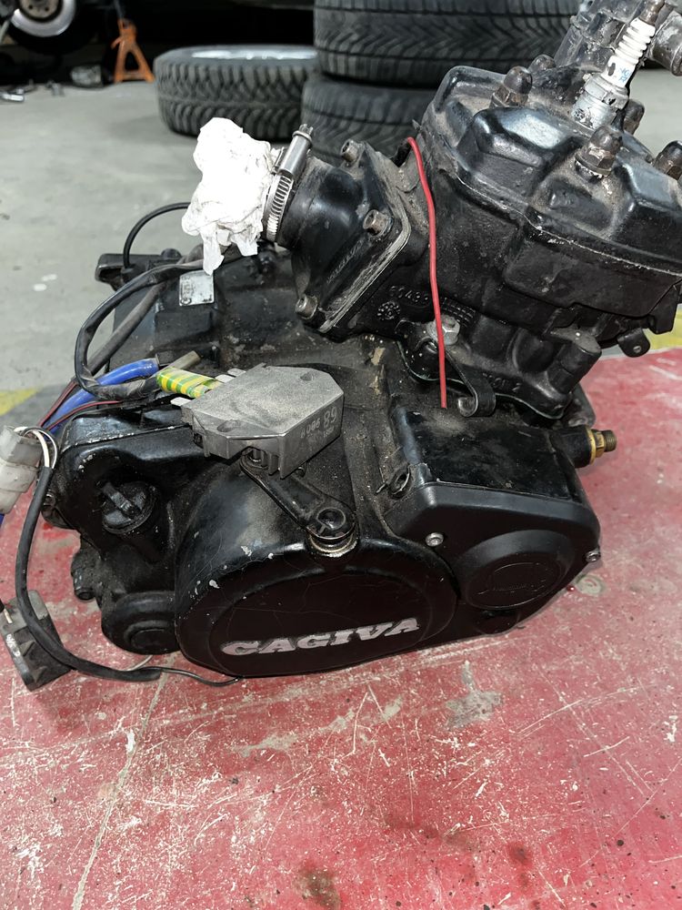silnik cagiva mito 127 7biegow