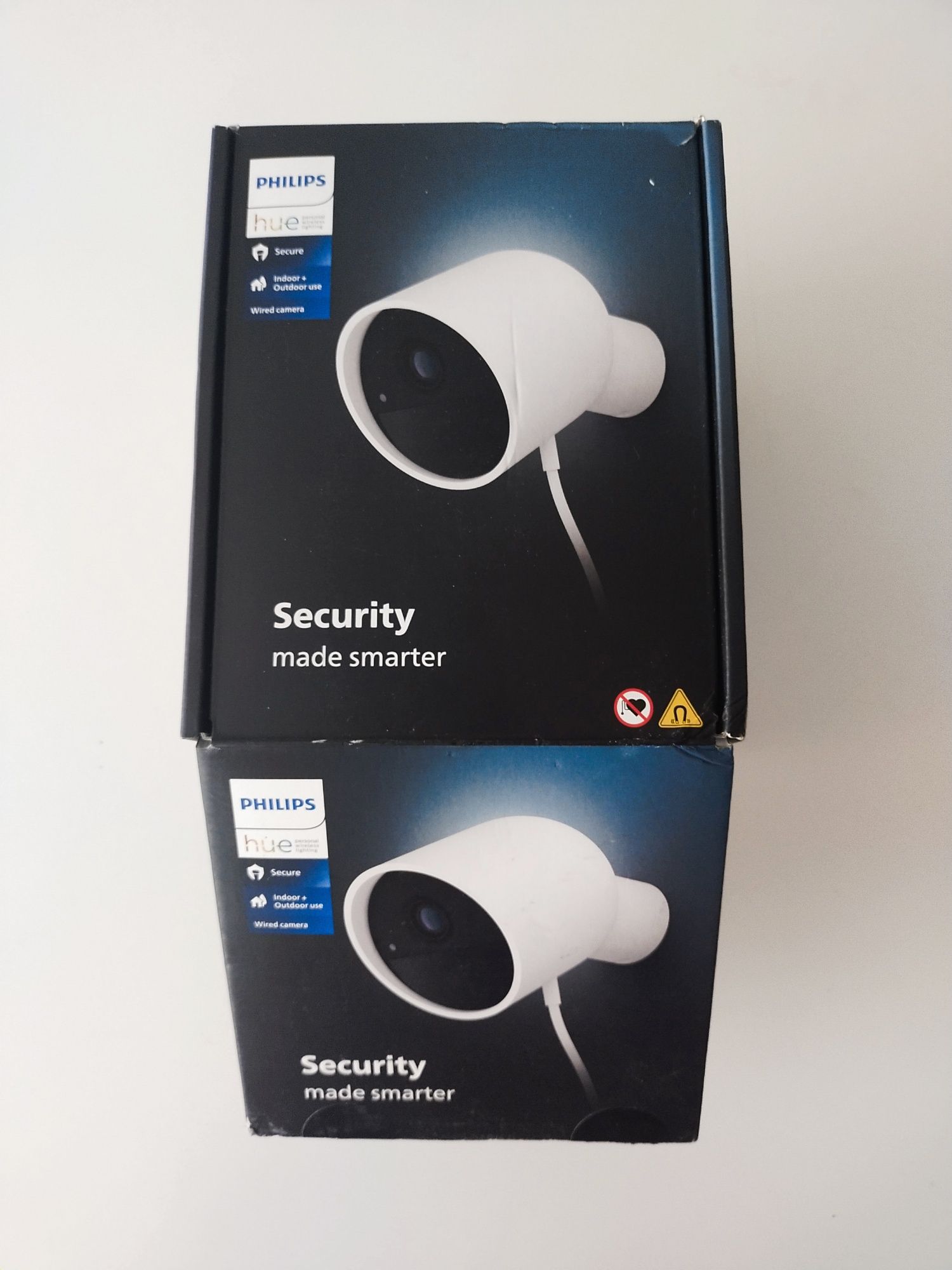 Kamera przewodowa Philips hue Secure
