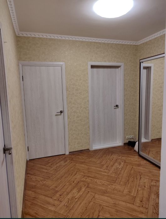 Продаєтся 3х.к Апрельская