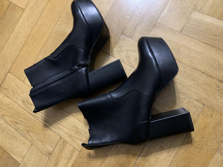 Buty stradivarius 40