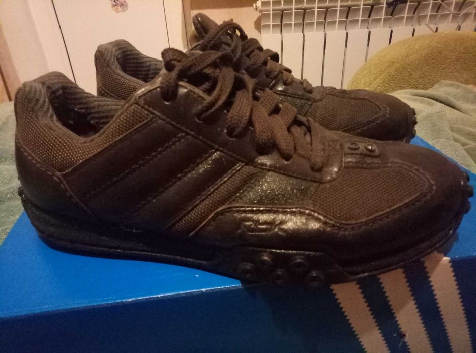 Кроссовки хорошие Reebok Classic ,  разм - 42. Качество отл.!