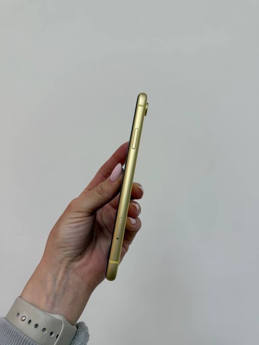 Iphone XR Yellow оплата частинами 64gb 128gb 256gb