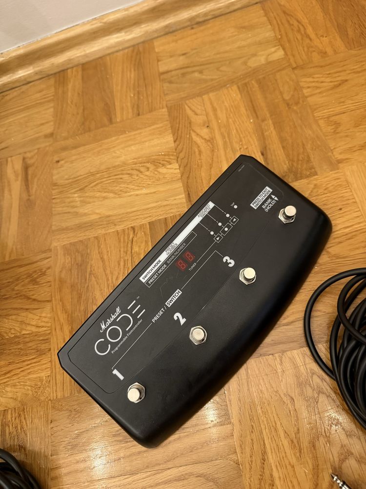 Marshall CODE 25 + footswitch + kable