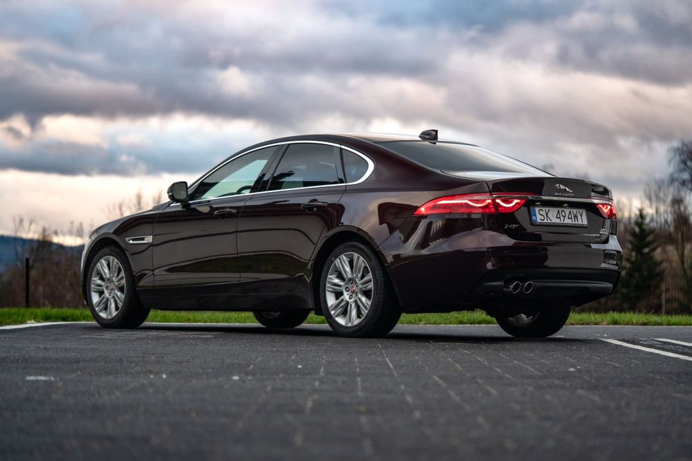 Jaguar XF 2017 2.0 automat napęd na 4 koła