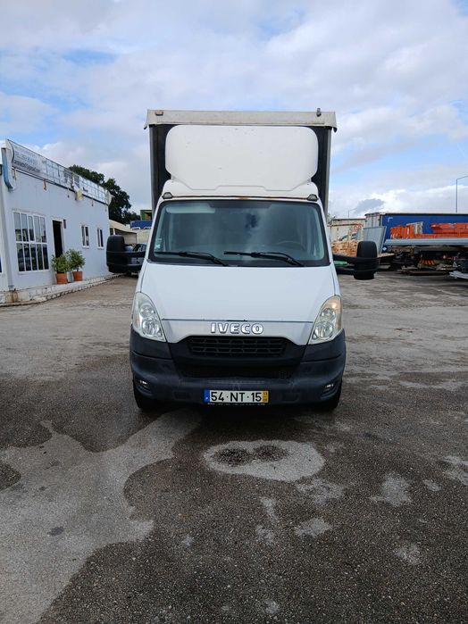 Iveco Daily 70-170 c/ caixa cortinas