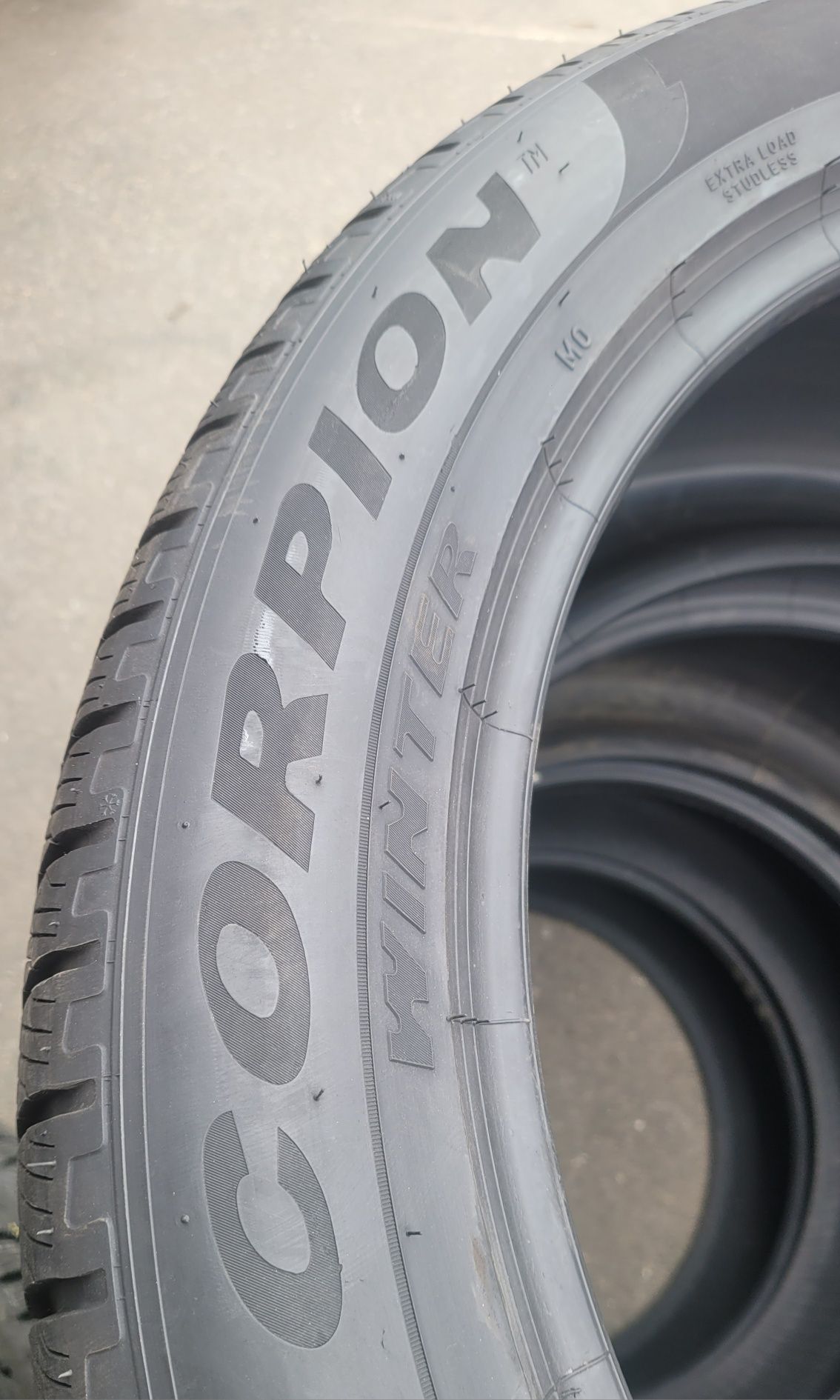 315 40 21 /275 45 21 Pirelii Scorpion Winter MO