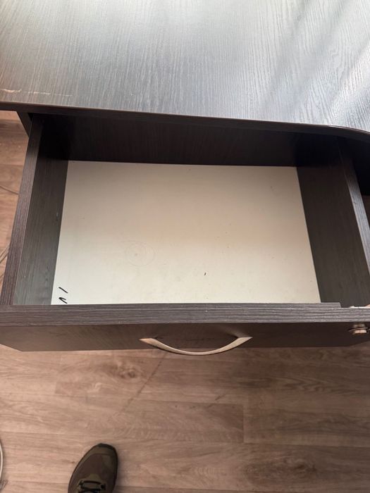 Стіл офісний