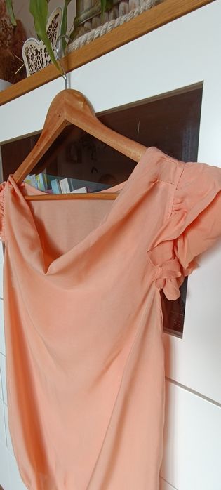 Damska bluzka letnia morelowa rozm. UNI/M