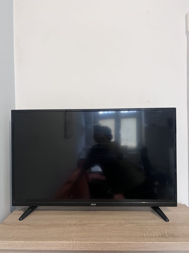 Telewizor TV AKAI LET40FHD4080