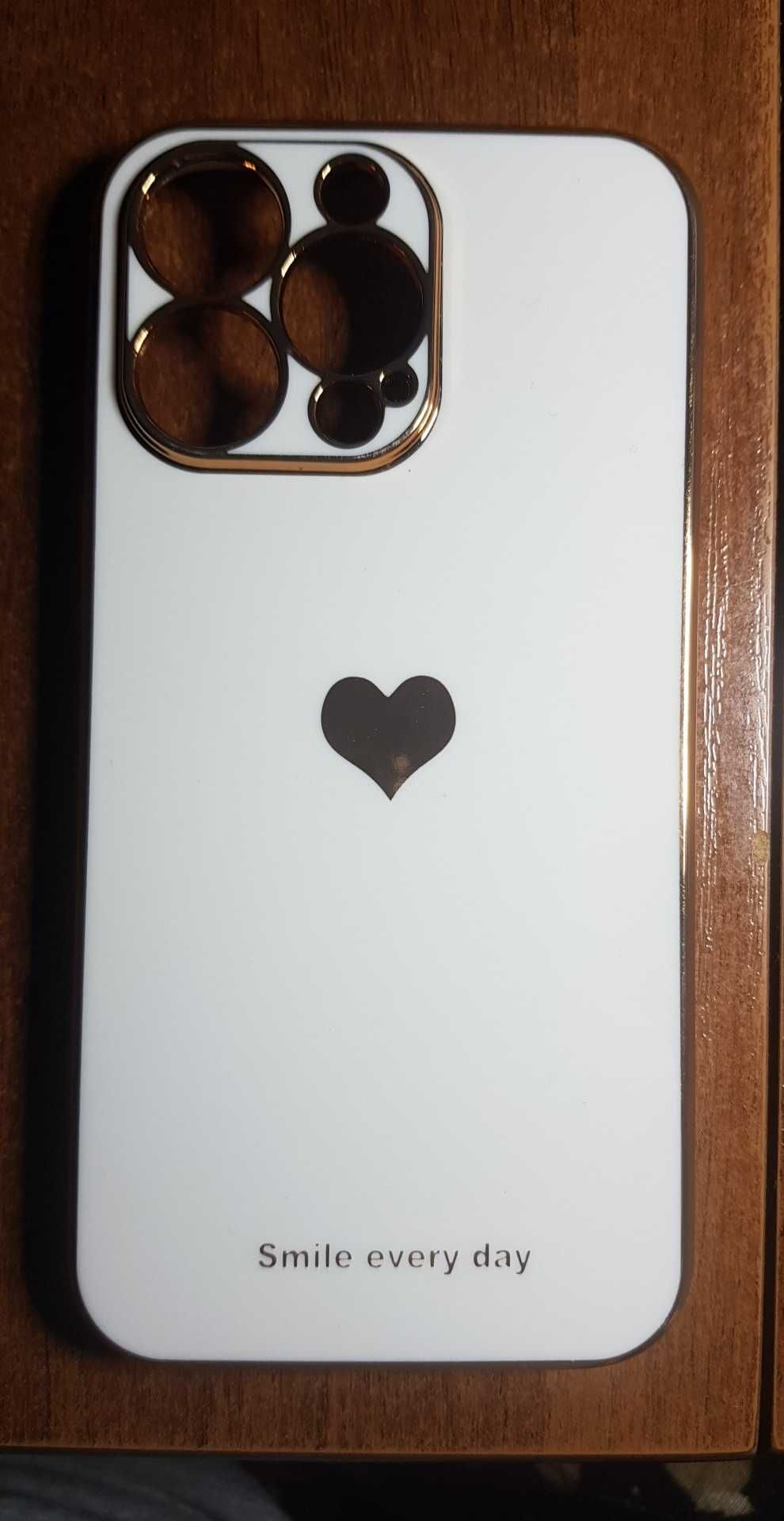ETUI do  iPhone 13 Pro luksusowe błyszczące z sercem biało złote w954