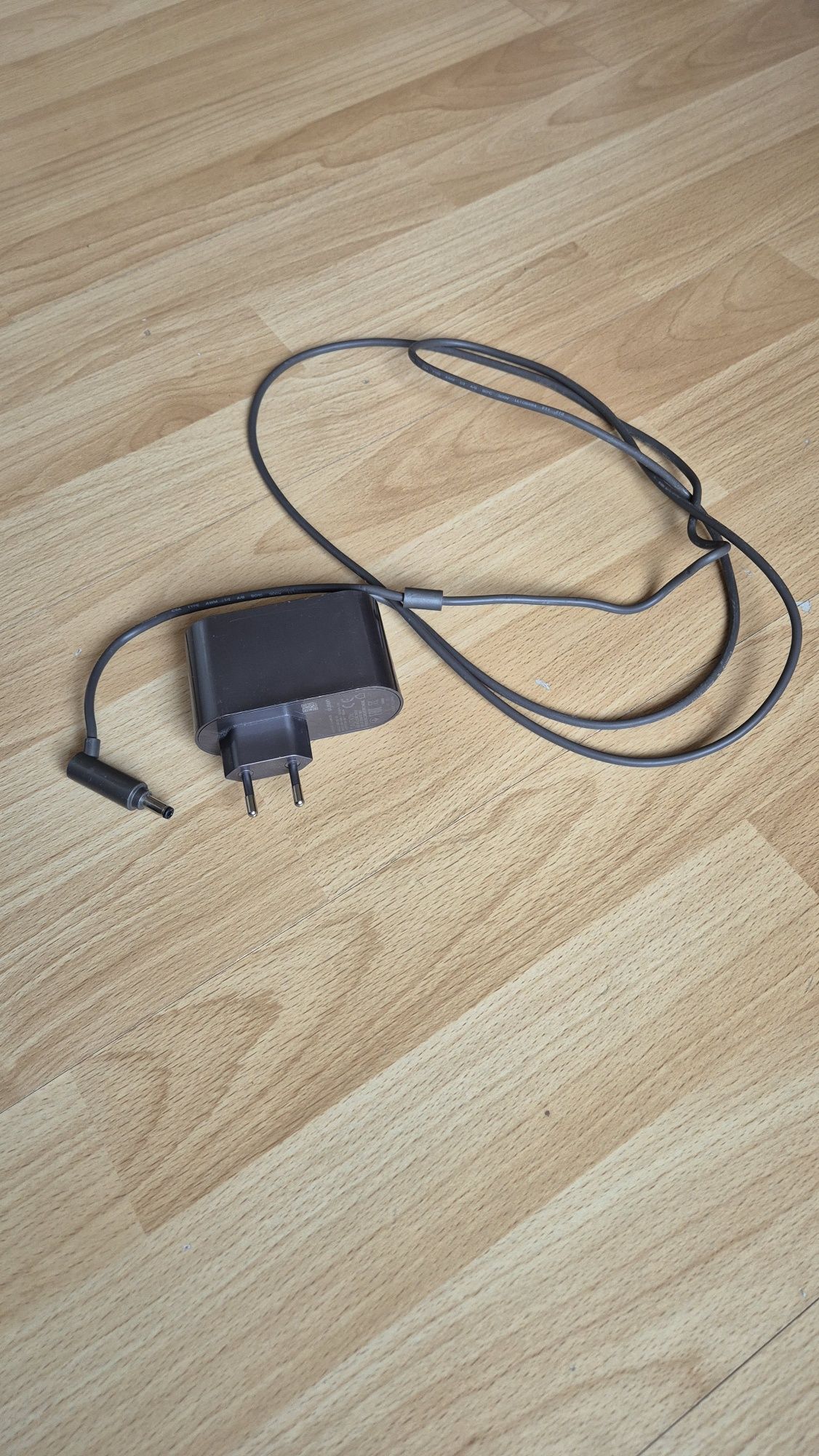 Zasilacz ładowarka dyson v8 v6 dc62