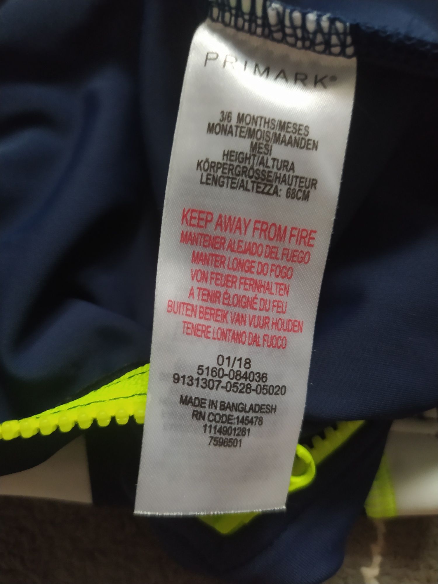 Strój kąpielowy jednoczęściowy UV Primark z rękawem