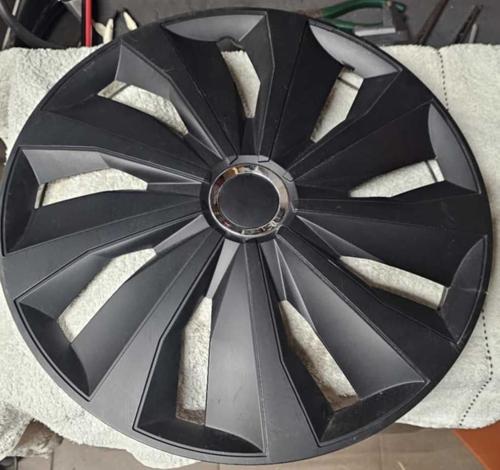 4 Kołpaki na felgi GRIP PRO BLACK 15 do Hyundai Kia Volvo Alfa Romeo