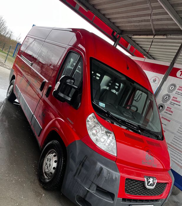 Bus zrobiony na FoodTruck Peugeot Boxer 333 Food Truck