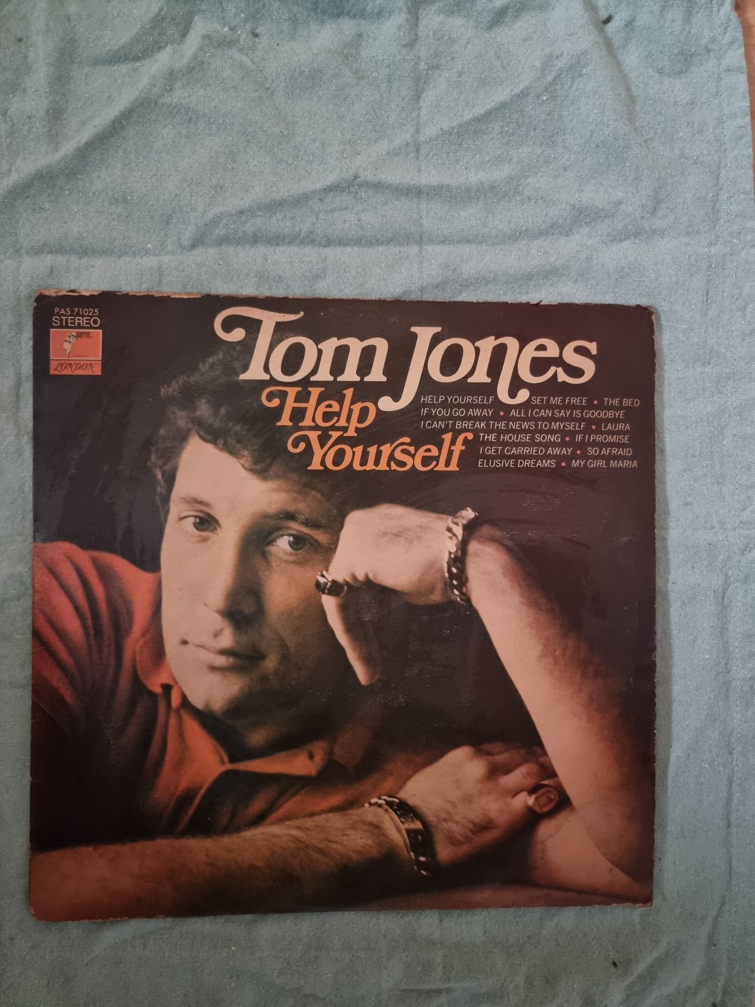 Płyta Tom Jones.