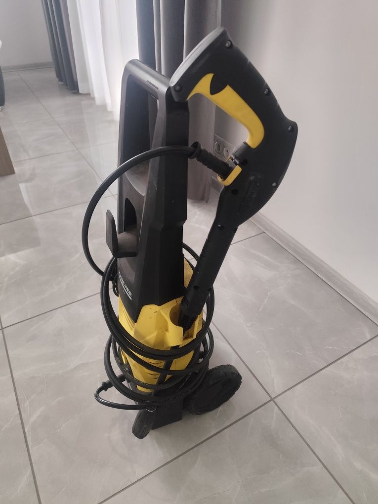 Myjka ciśnieniowa Karcher K3 – kompletna