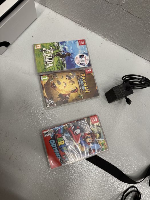 Nintendo switch com 3 jogos originais