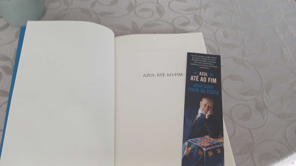 Livro "Azul Até ao Fim"