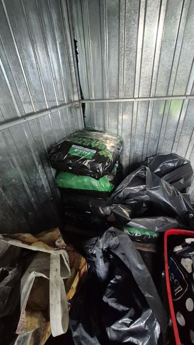 Oddam drzewo , sprzedam tanio węgiel bartex premium w workach